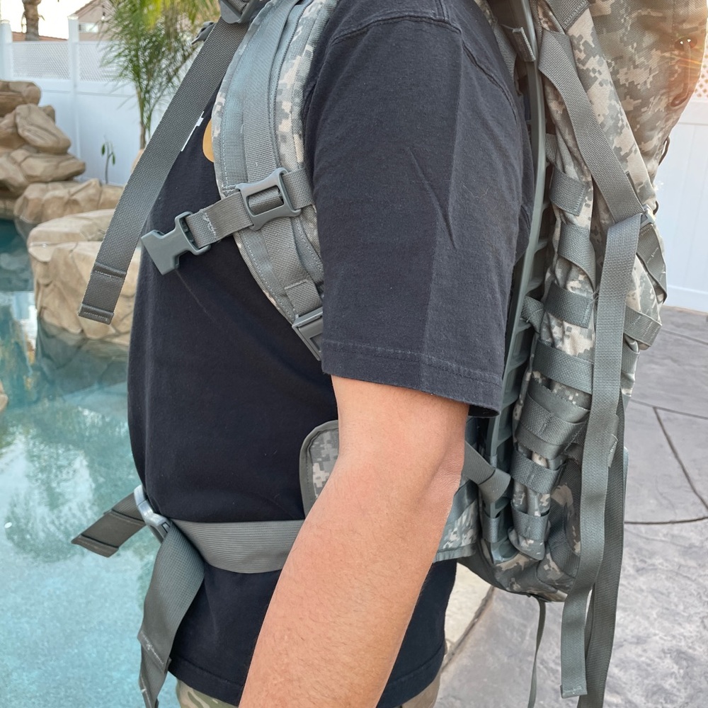 Large Molle Il Rucksack - Picture 10 of 14